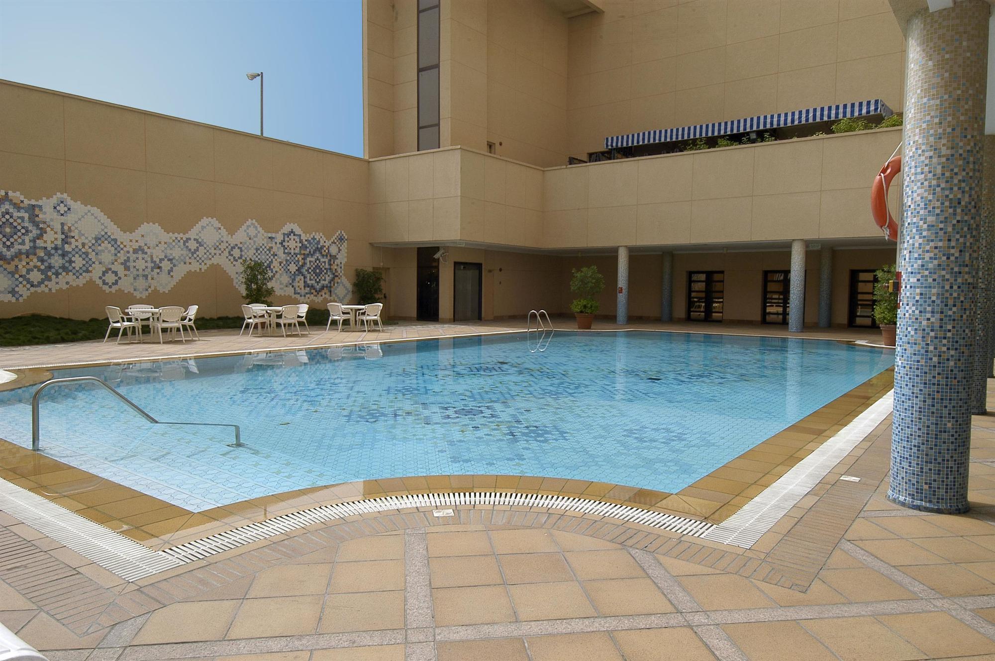 艾美度假酒店 吉达 设施 照片 Swimming pool